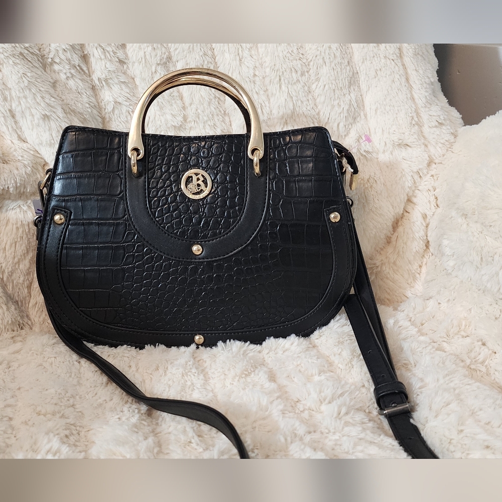 Chic Black Crocodile Pattern Satchel with Gold Accents